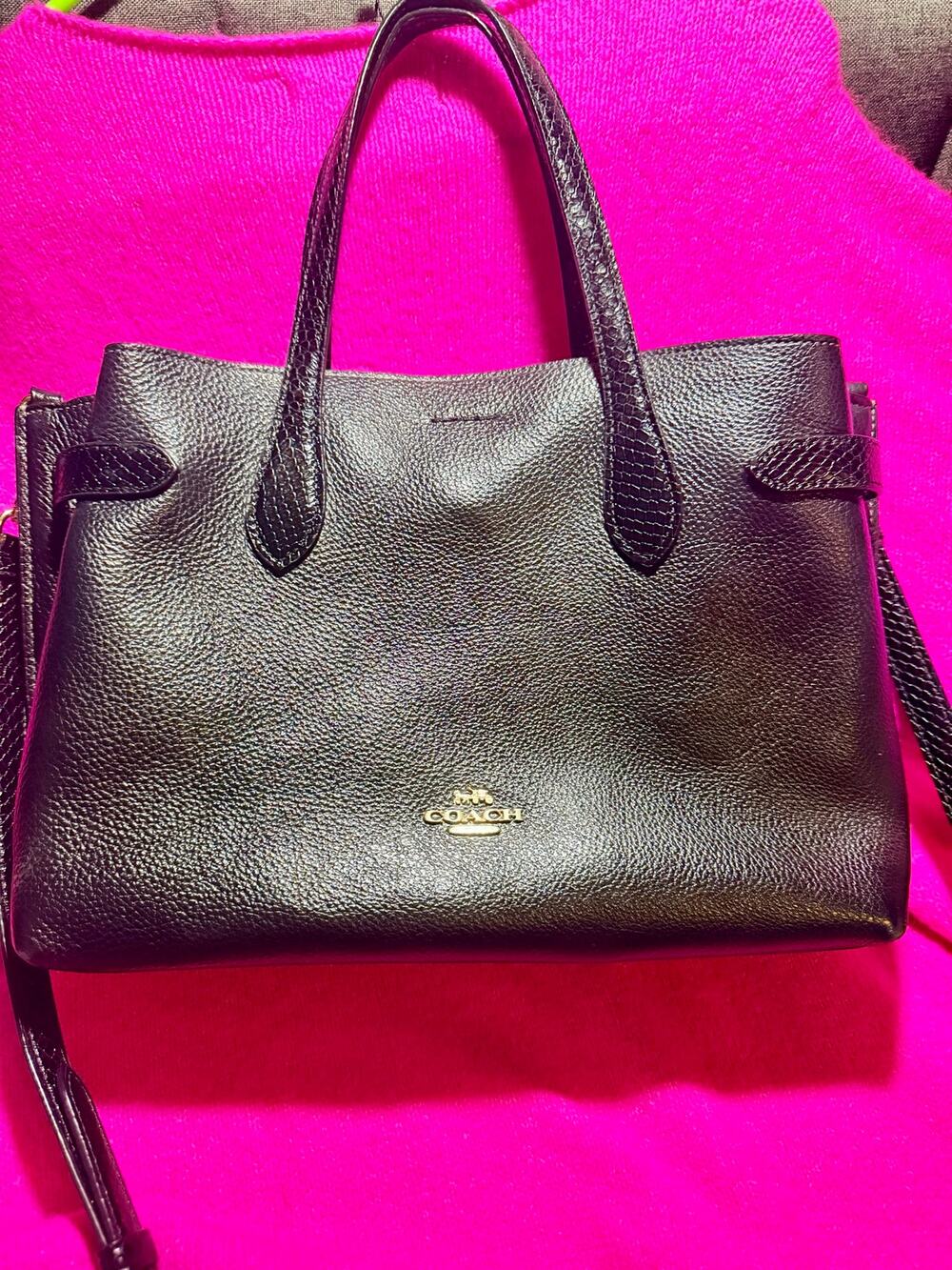Coach black pebbled leather shoulder bag with crossbody